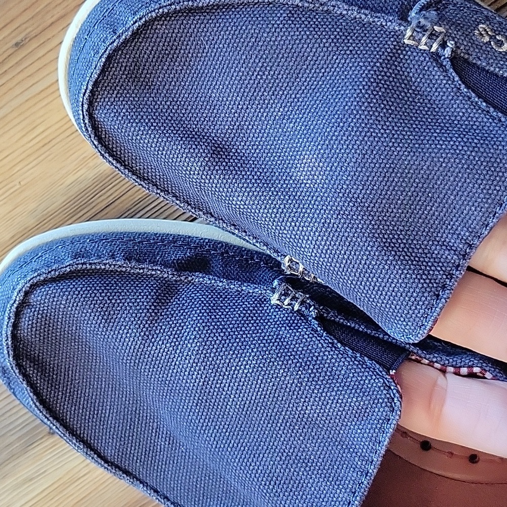 CROCS Navy Canvas Slip-On Shoes with Red/Burgundy Insole - Picture 9 of 9